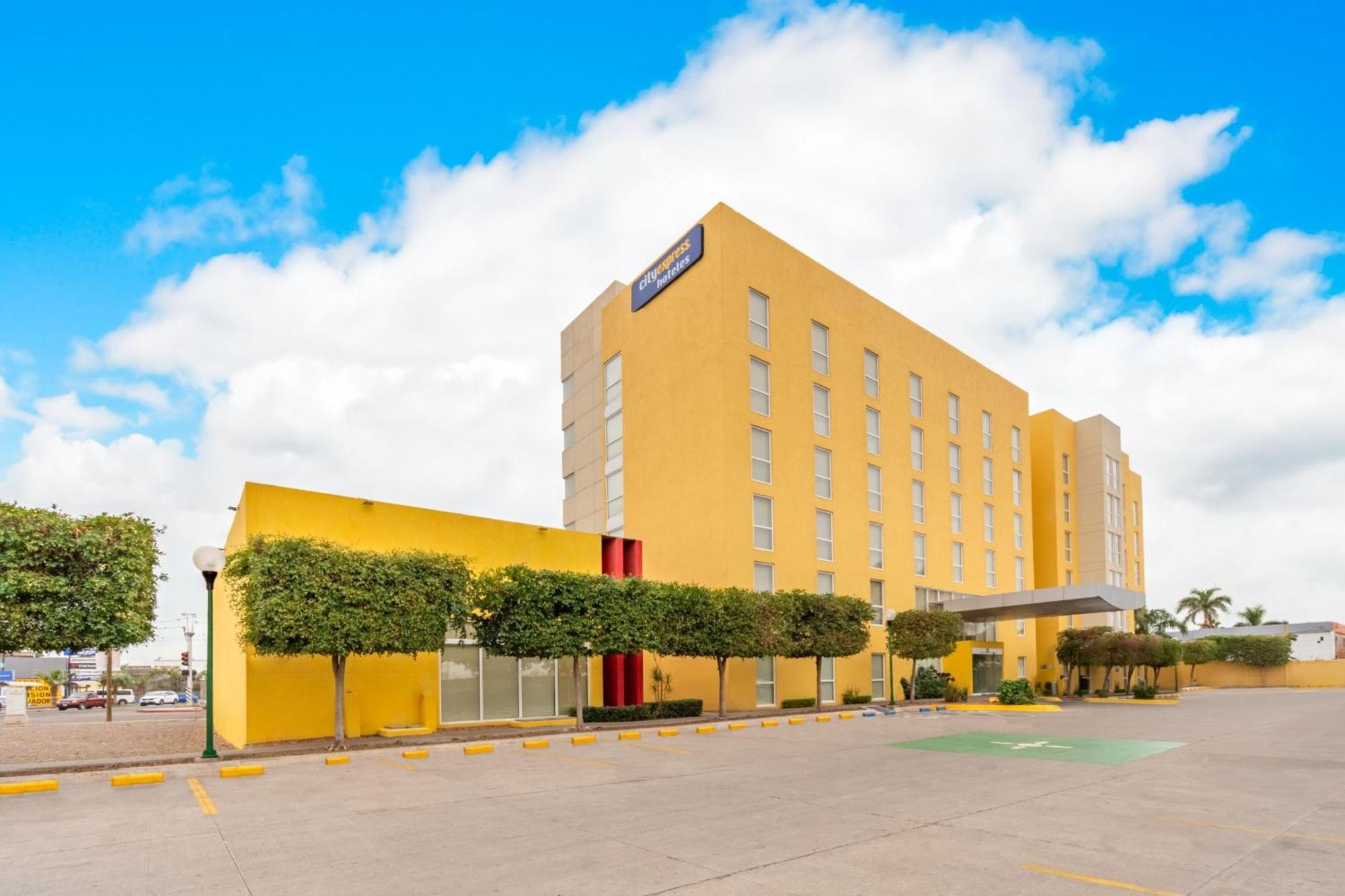 ซิตี้ เอ็กซ์เพรส ซิวดัด โอเบร์กอน Hotel ซิวดัด โอเบรกอน ภายนอก รูปภาพ