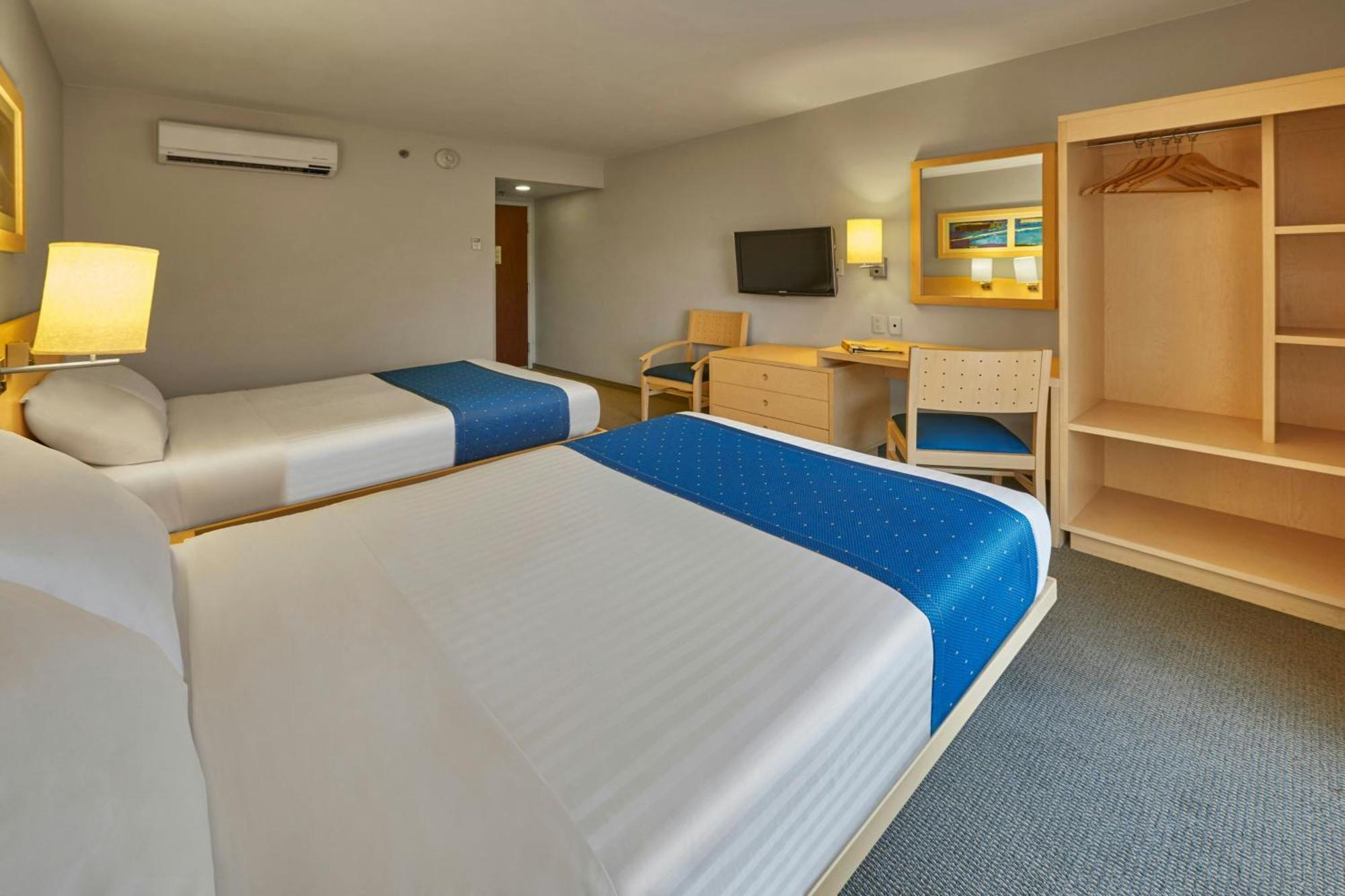 ซิตี้ เอ็กซ์เพรส ซิวดัด โอเบร์กอน Hotel ซิวดัด โอเบรกอน ภายนอก รูปภาพ