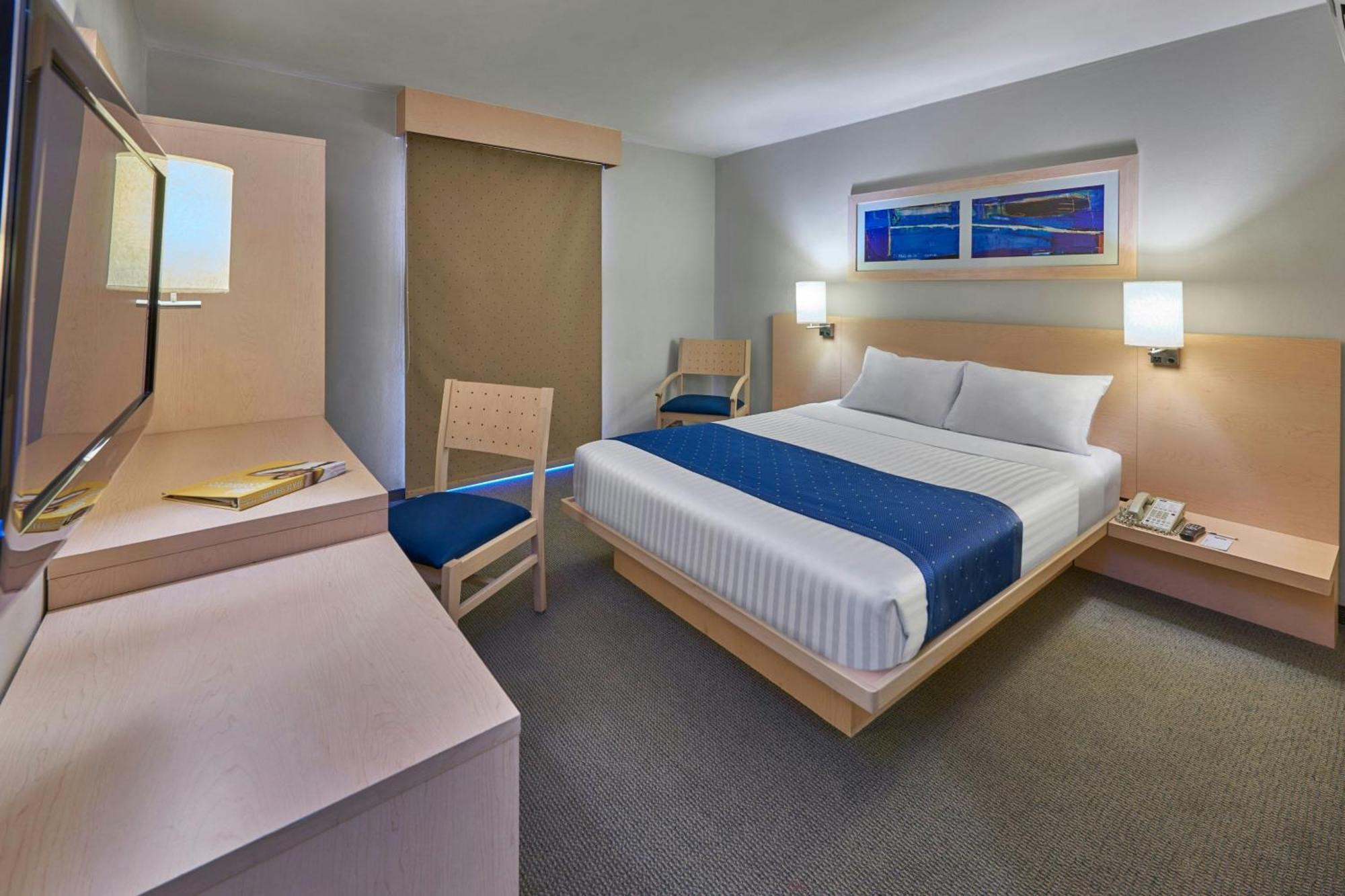 ซิตี้ เอ็กซ์เพรส ซิวดัด โอเบร์กอน Hotel ซิวดัด โอเบรกอน ภายนอก รูปภาพ